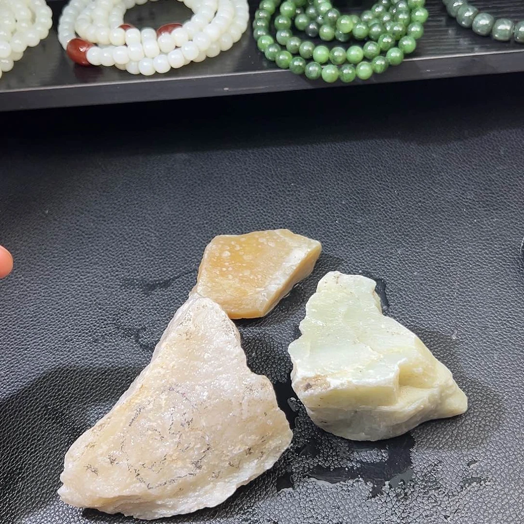 和田玉（糖玉）未镶嵌车挂