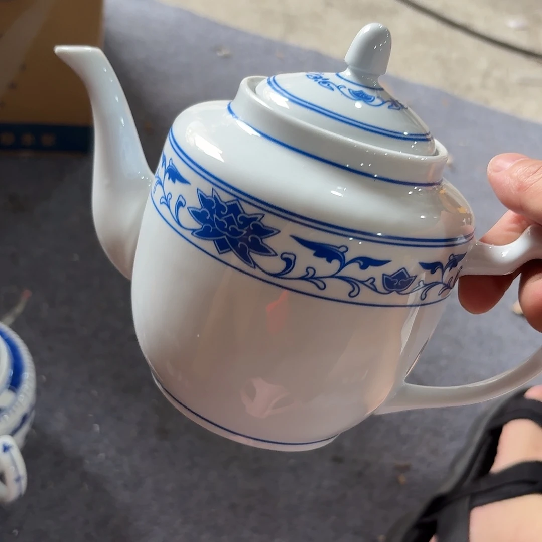 景德镇现代陶瓷用品