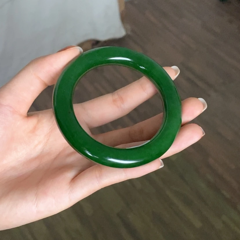 【闪购商品】未镶嵌手镯和田玉（碧玉）