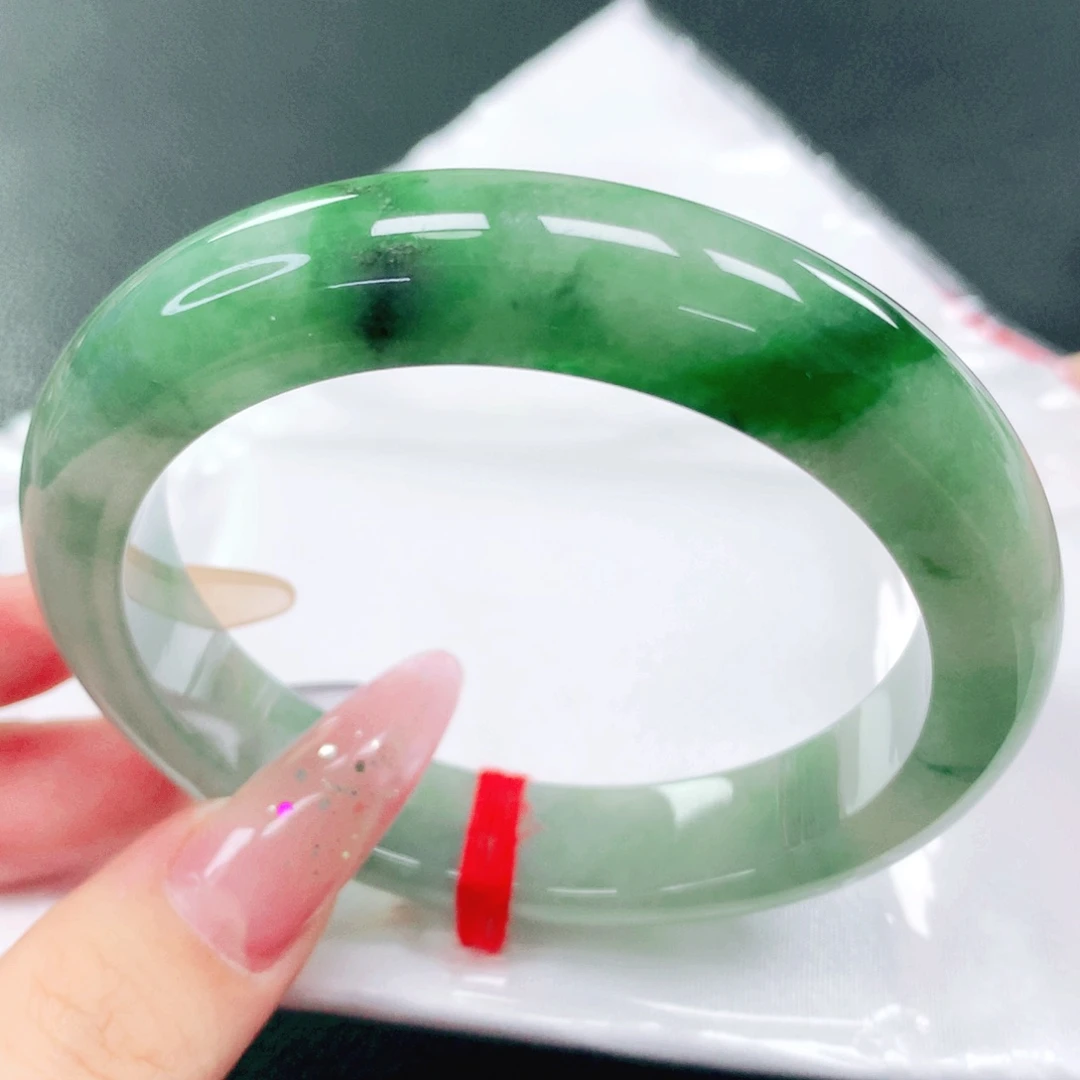 翡翠未镶嵌手镯57