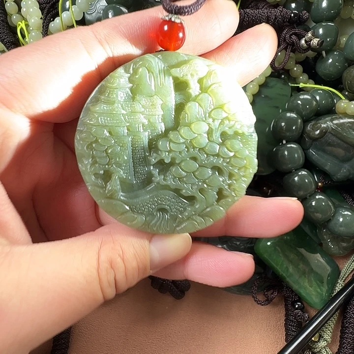 和田玉未镶嵌颈饰