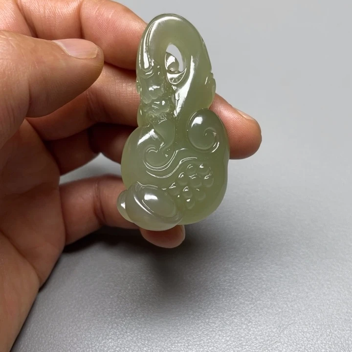 吊坠(不含链)未镶嵌和田玉何**意