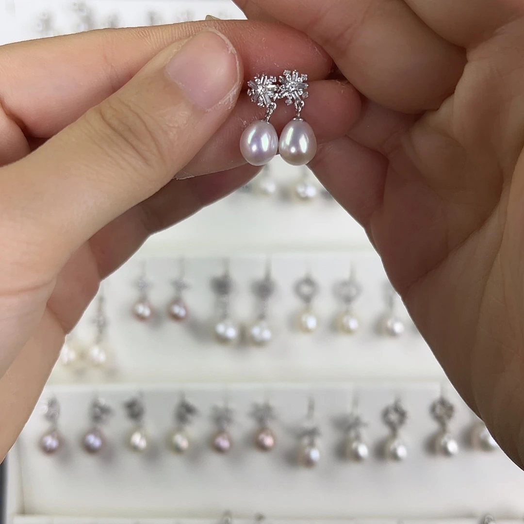 银S925镶嵌淡水珍珠耳饰