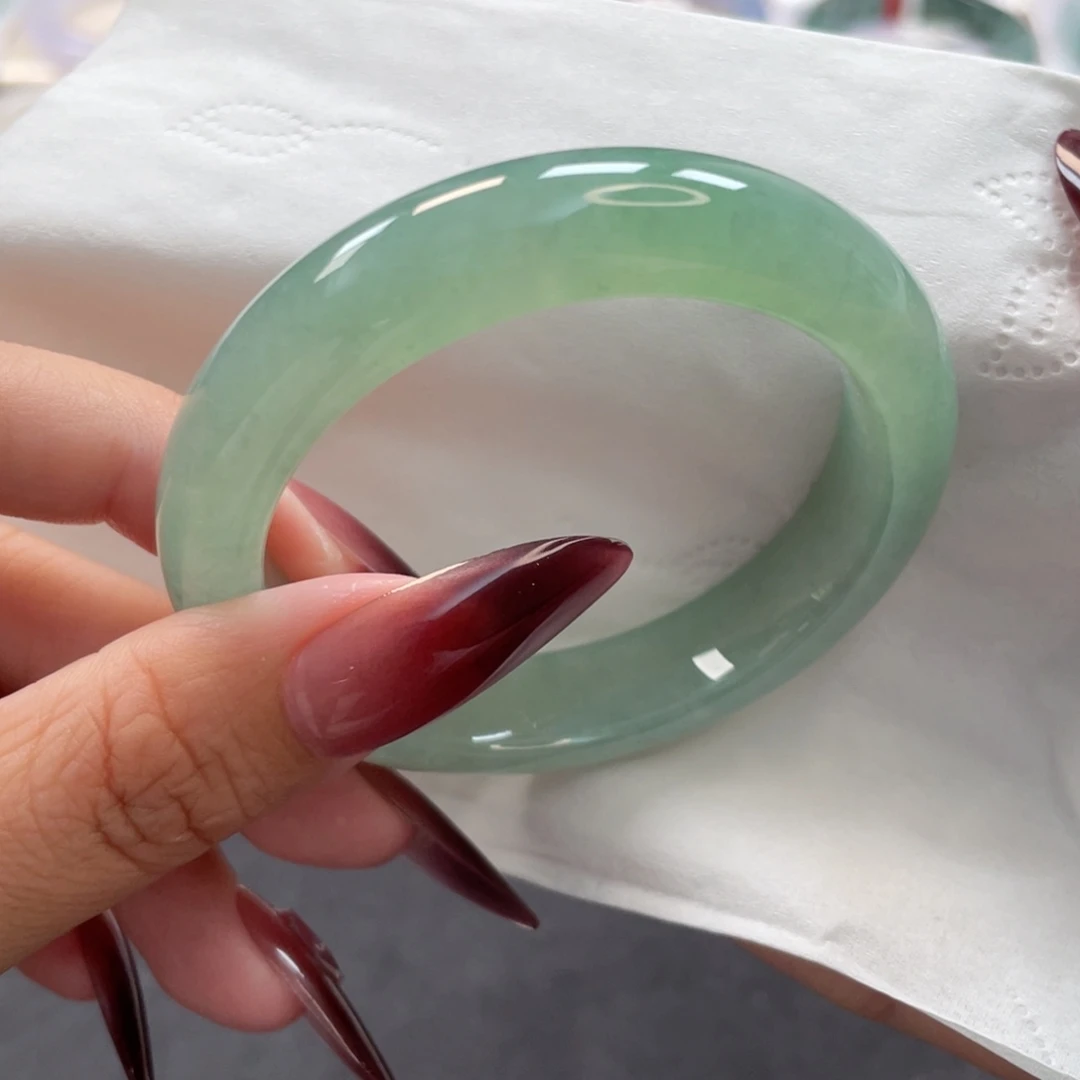 翡翠手镯未镶嵌冰胶满色碧绿显贵百搭51圈3号