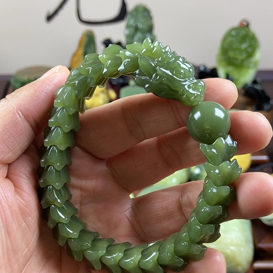 未镶嵌岫岩老玉（透闪石质玉）珠宝奇石