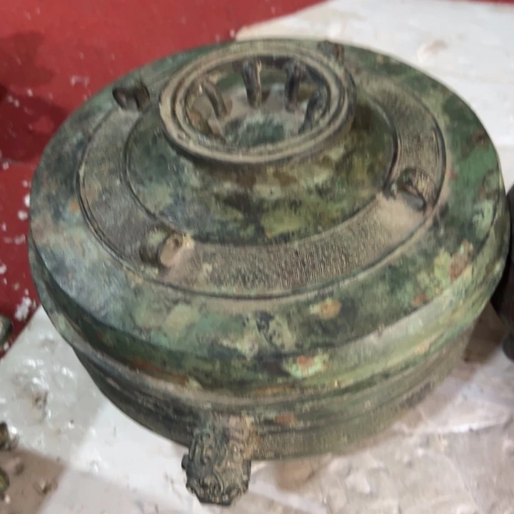 其**仁摆件。