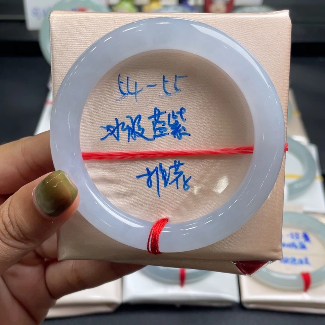 不***干未镶嵌手镯翡翠翡翠手镯