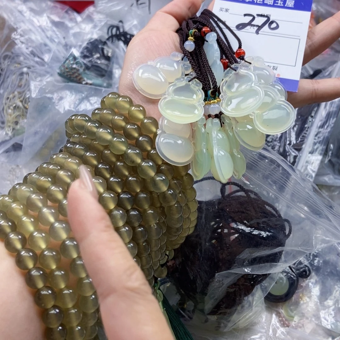 岫玉未镶嵌吊坠吊坠多样性，发一个