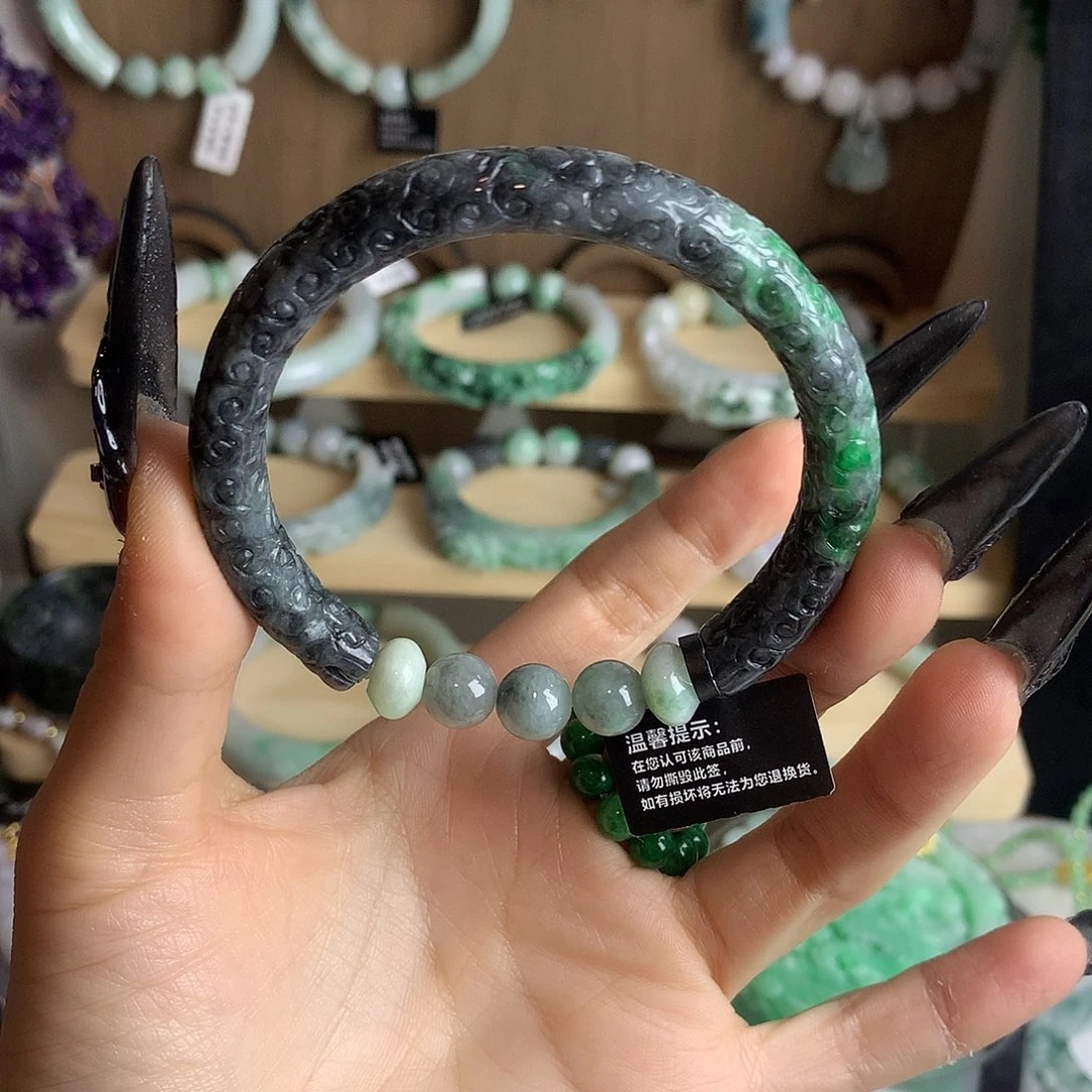 乌鸡辣绿手镯手镯