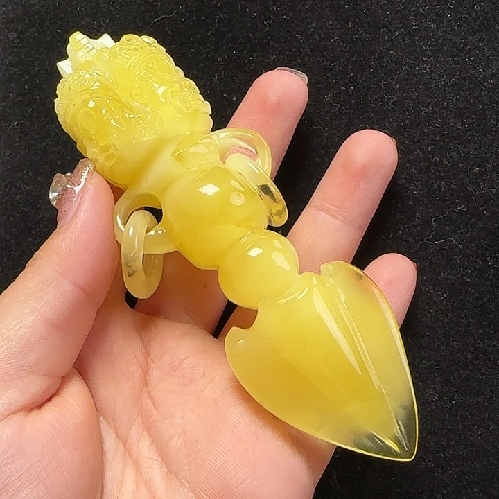 蜜蜡珠宝奇石未镶嵌