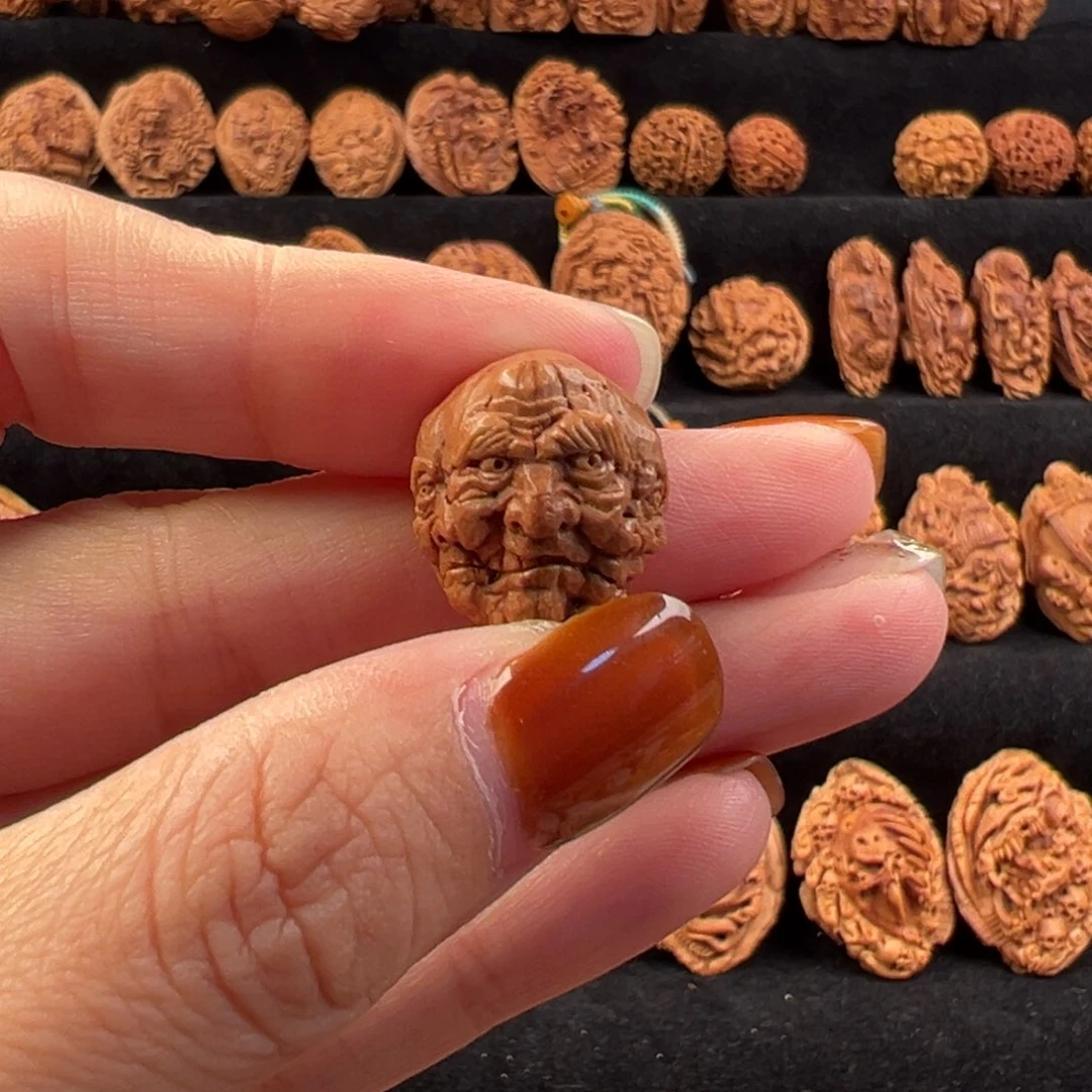 吊坠桃核桃核雕刻多面罗汉单籽