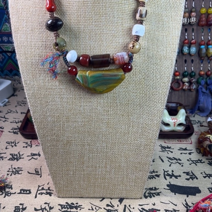 玛瑙/玉髓未镶嵌颈饰