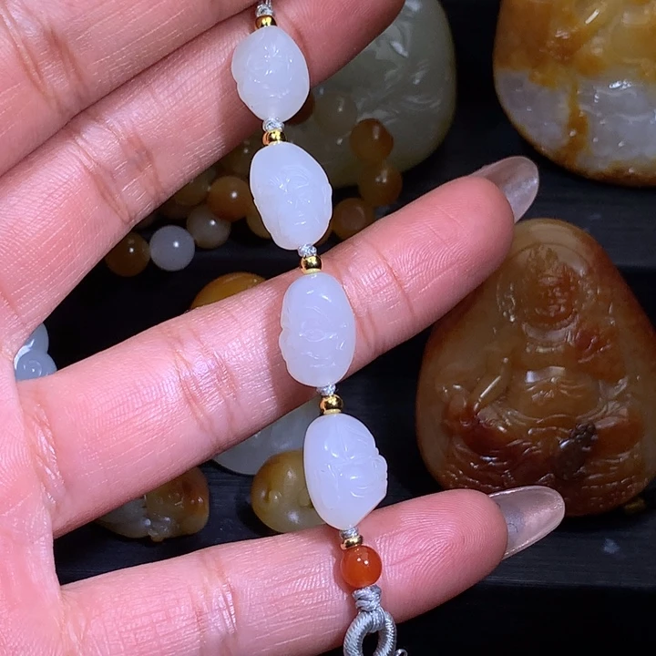 和田玉颈饰未镶嵌