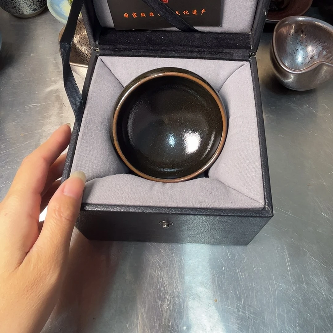 茶盏你是个很爱学习却也