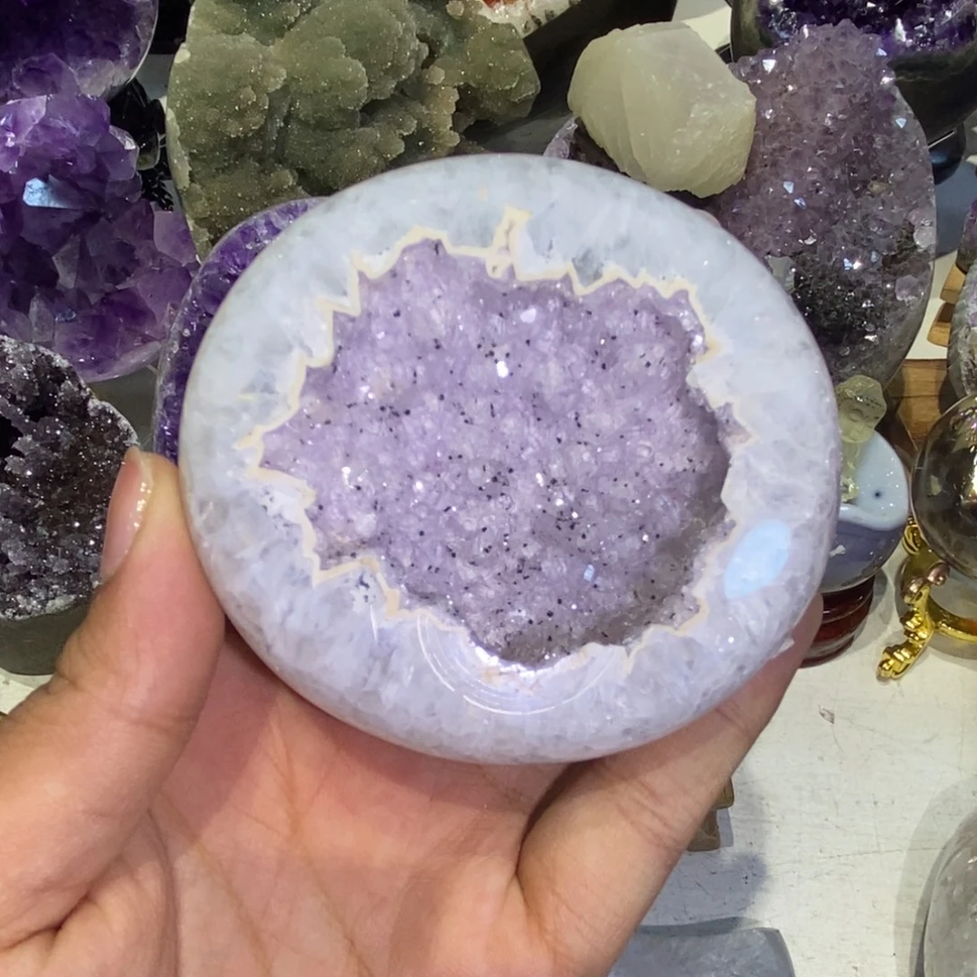 玛瑙/玉髓未镶嵌.聚宝盆