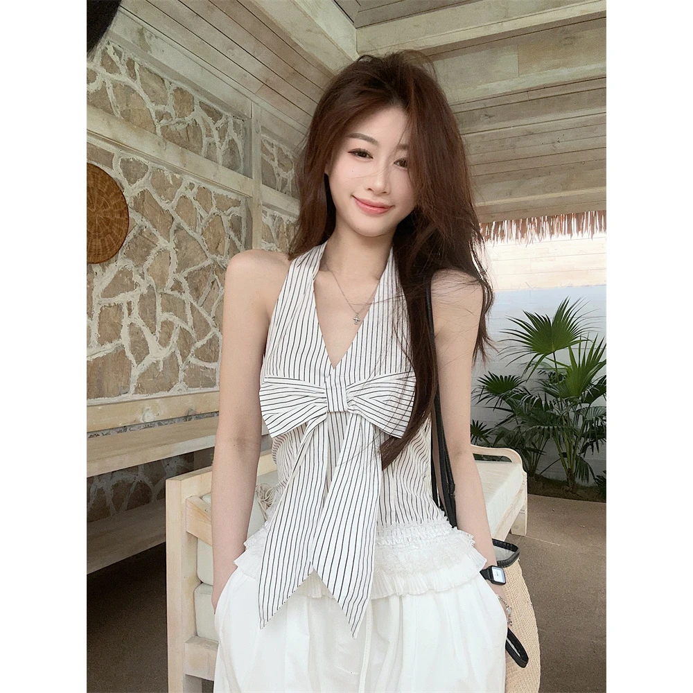 韩系设计感蝴蝶结V领挂脖吊带背心2025夏季新款显瘦外穿上衣女ins
