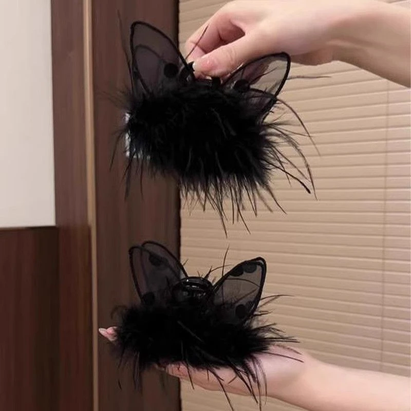 纯欲风黑色兔耳羽毛抓夹2025新款高端高级感后脑勺毛毛发夹女头饰