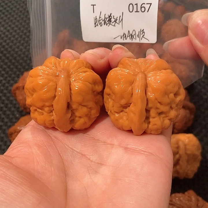 文玩核桃吊坠蛤蟆头一帆风顺