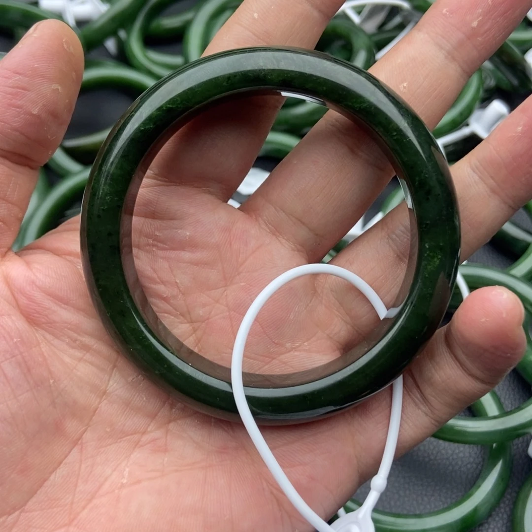 和田玉（碧玉）未镶嵌手镯30-60.8