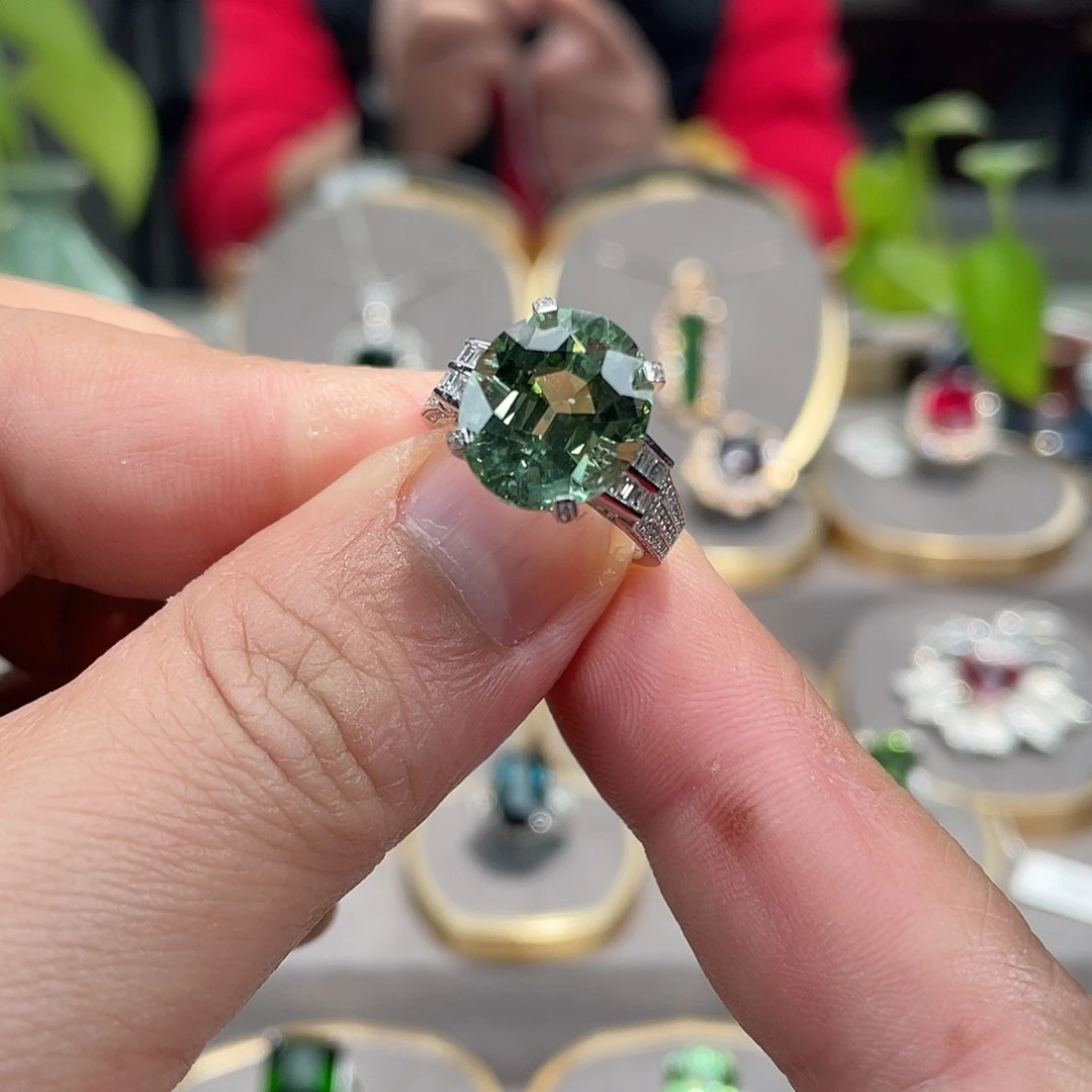 碧玺戒指18K金镶嵌8.3ct