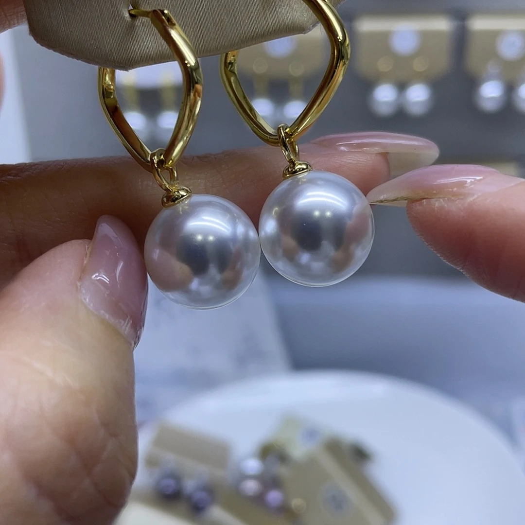 未镶嵌淡水珍珠耳饰