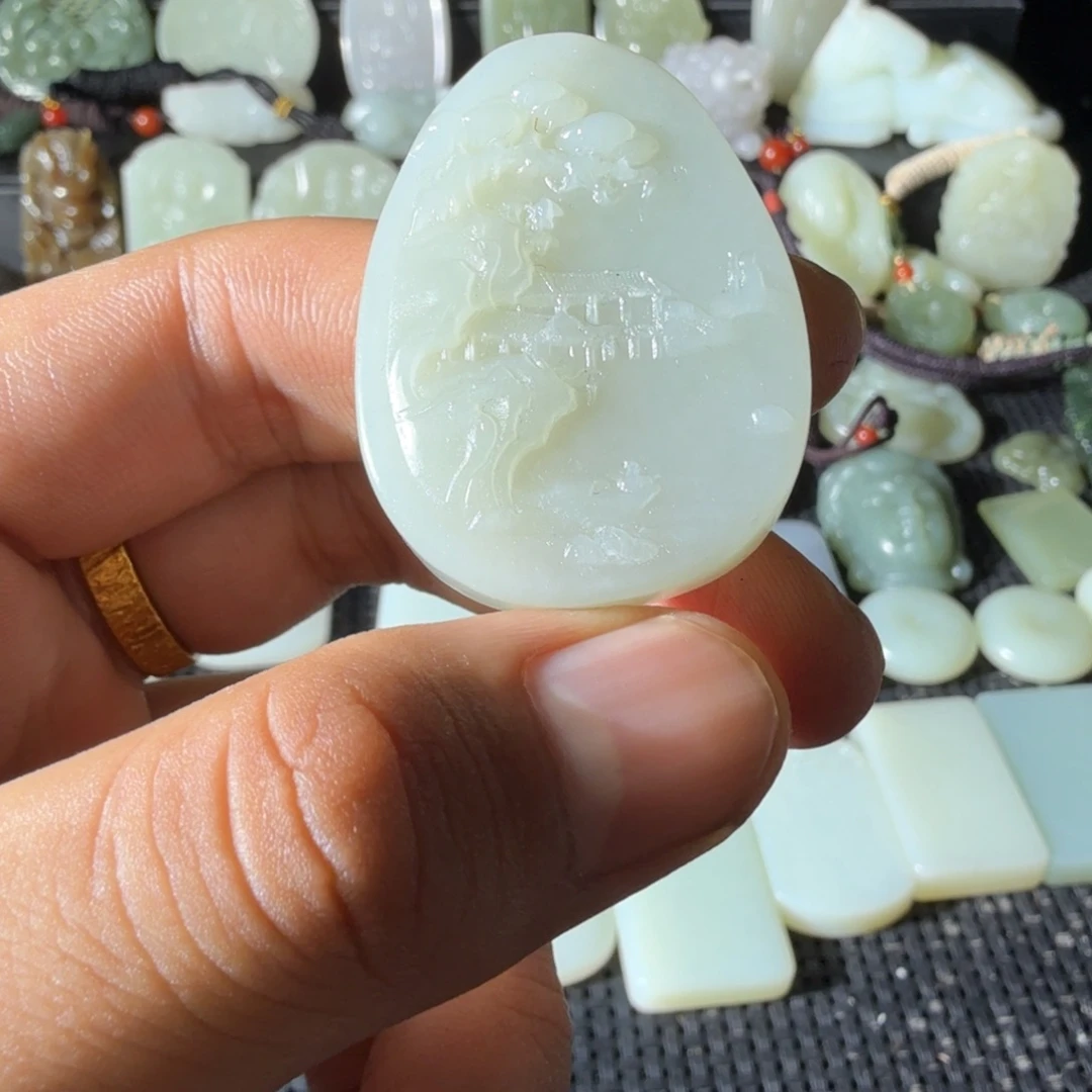 和田玉未镶嵌挂件