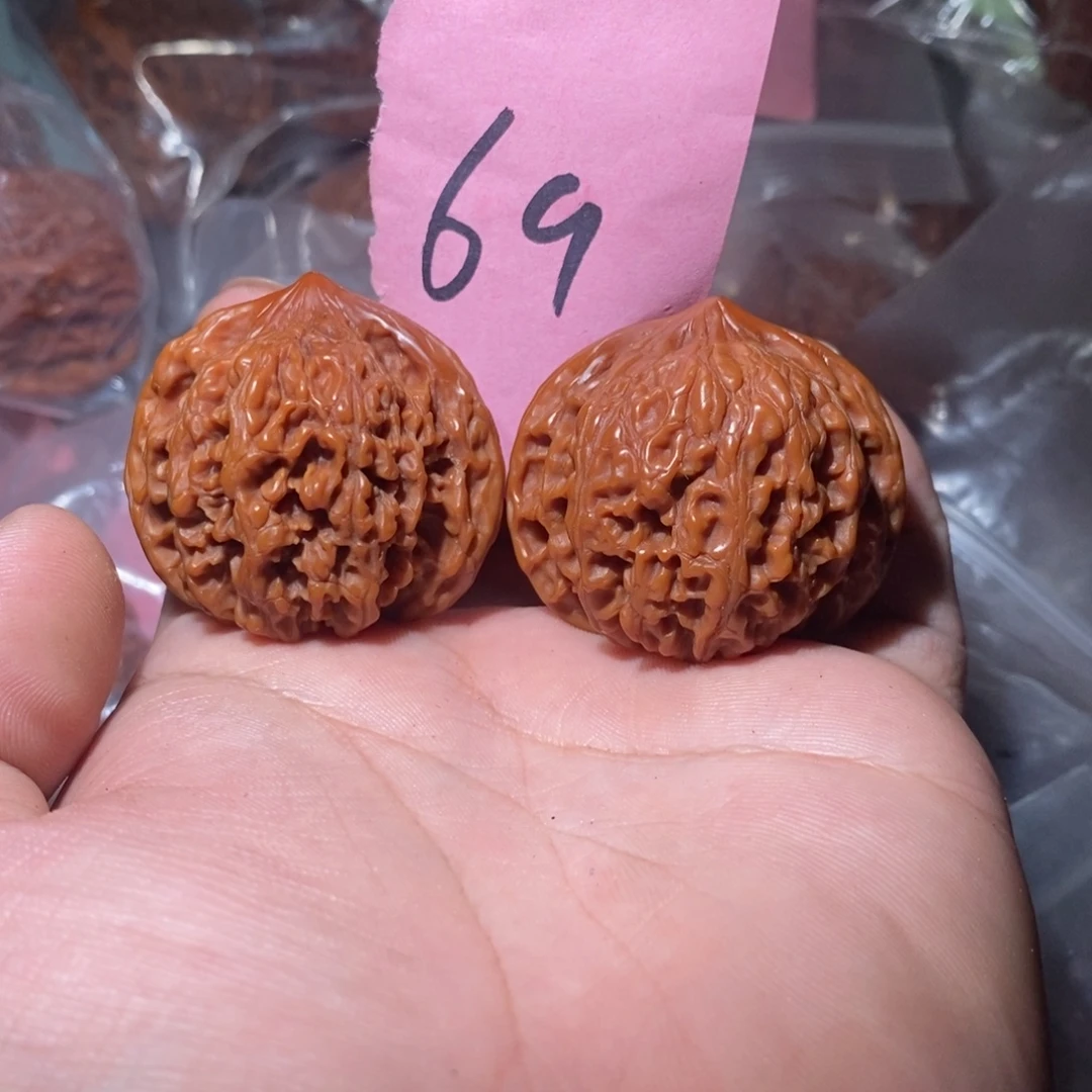 文玩核桃把件40满天星