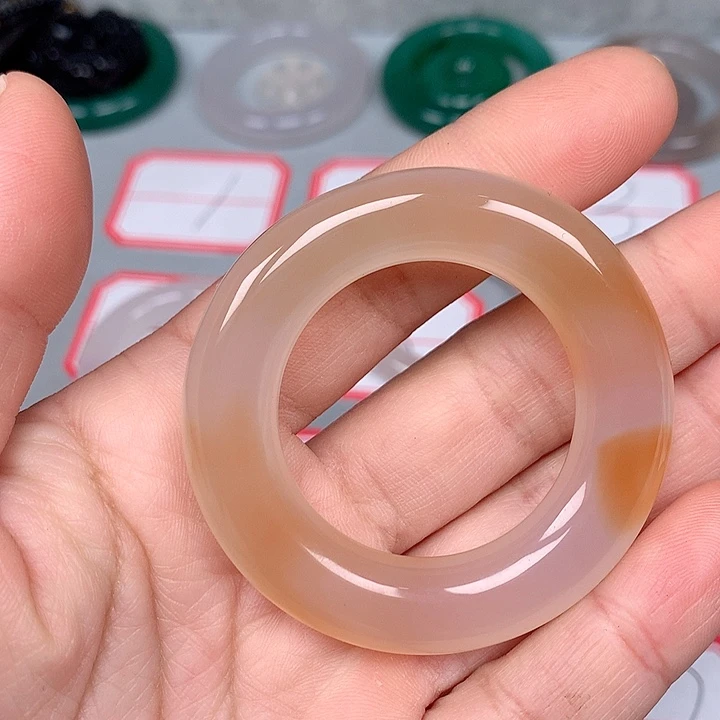 笑***生玛瑙/玉髓未镶嵌颈饰