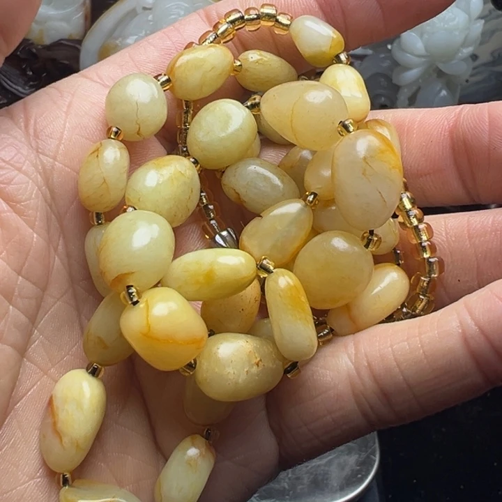 和田玉挂件未镶嵌黄****3