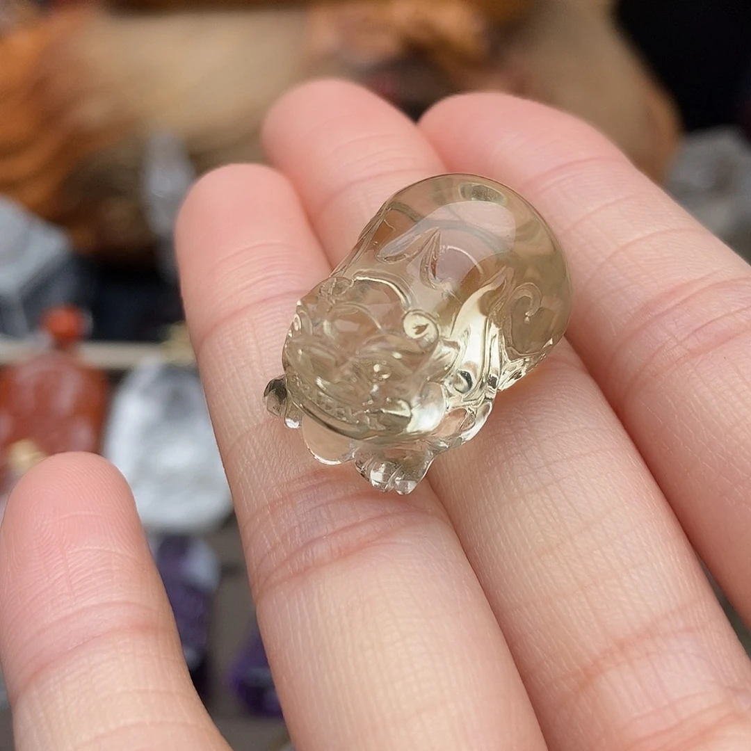 未镶嵌颈饰水晶吊坠