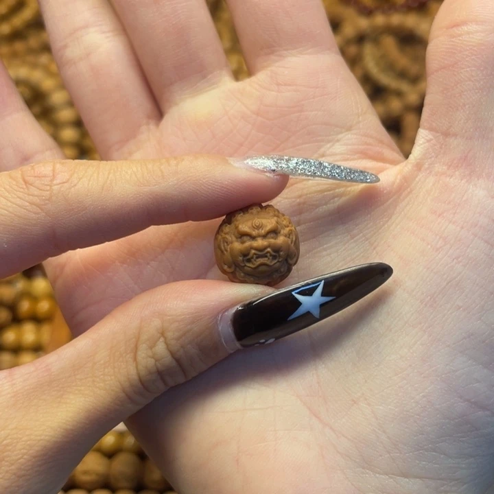 大***勒单颗大黑天猴头核桃