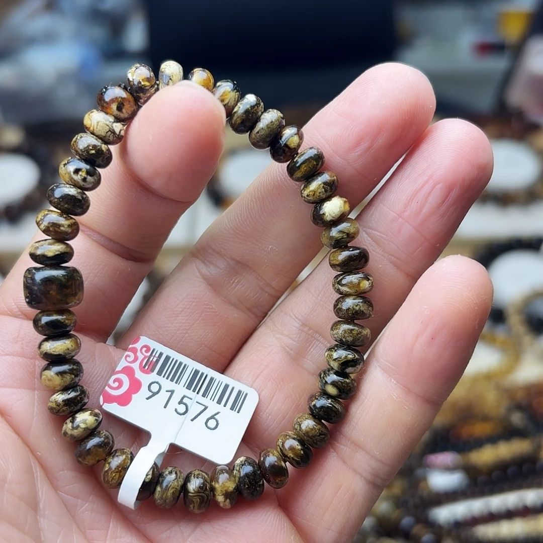 琥珀未镶嵌裸石七91576