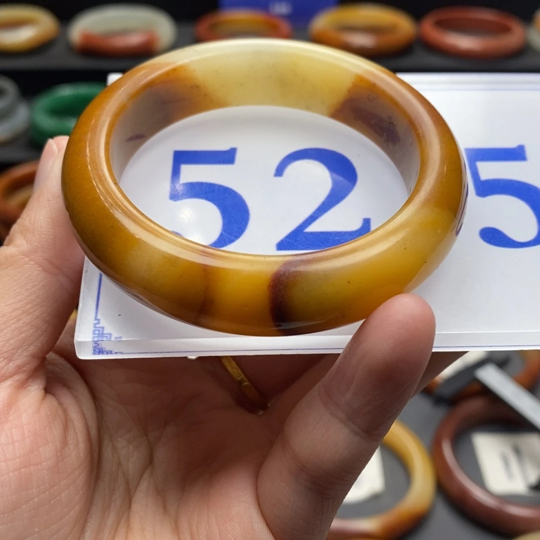 石英质玉（黄龙玉）手镯未镶嵌