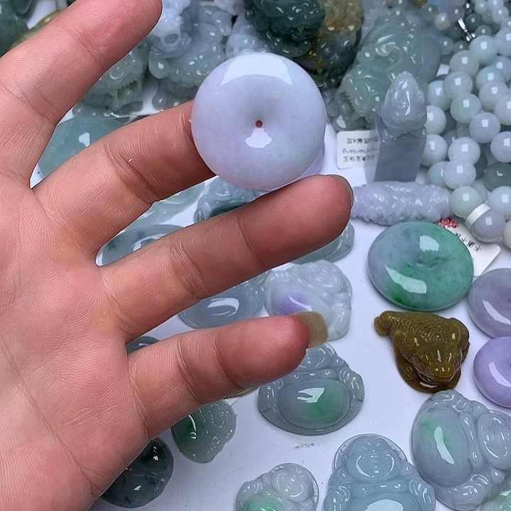 翡翠未镶嵌颈饰天然翡翠