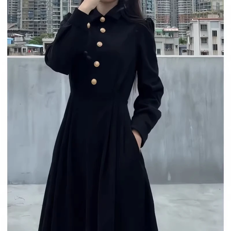 早秋时尚百搭风气质简约连衣裙小众polo领纽扣长袖收腰显瘦连衣裙