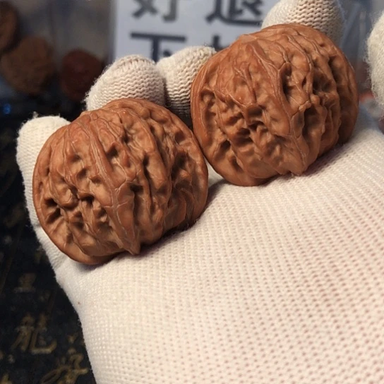 M***生文玩核桃把件磨盘40mm