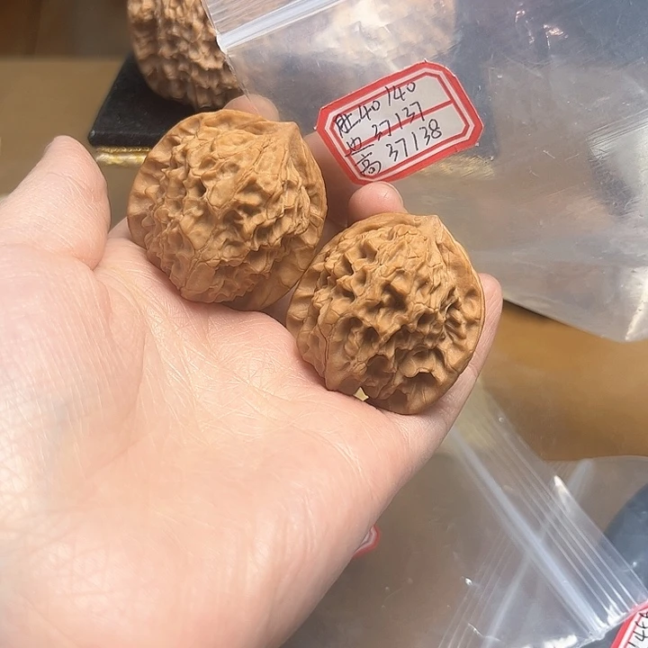 把件文玩核桃非嫁接元宝