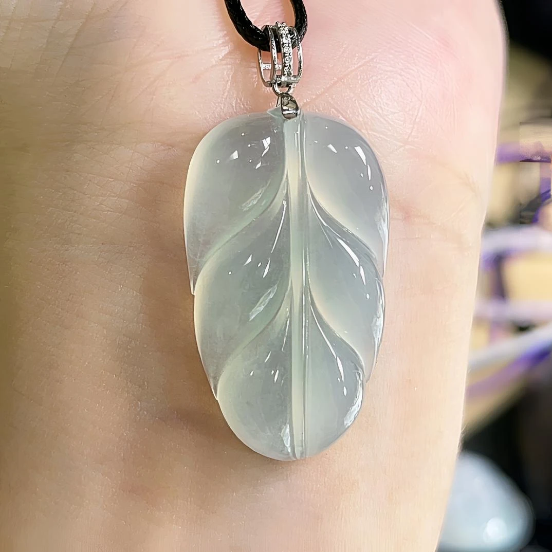 天然缅甸翡翠A货冰晴也子