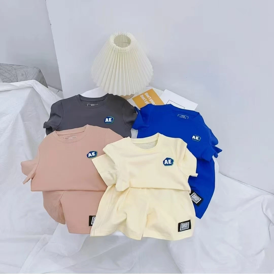 夏季韩版休闲男女童外出短袖套装居家套（偏小拍多两个码数）