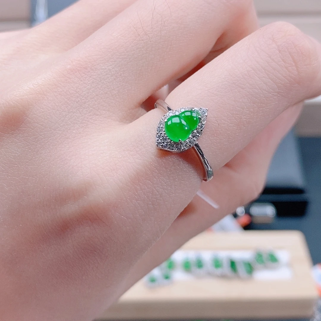 翡翠银S925镶嵌戒指天然翡翠