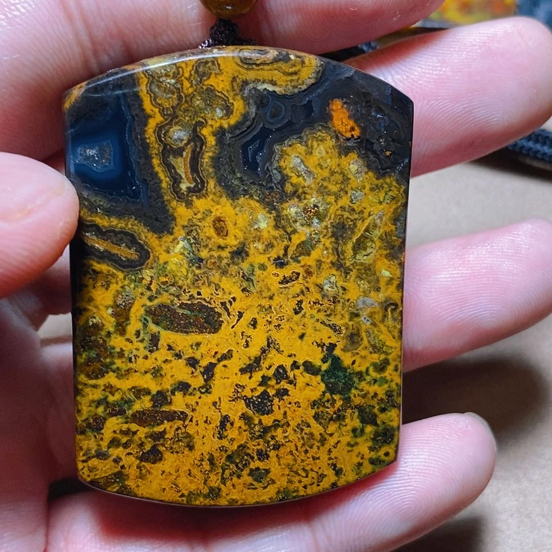 未镶嵌颈饰玛瑙/玉髓放**刀