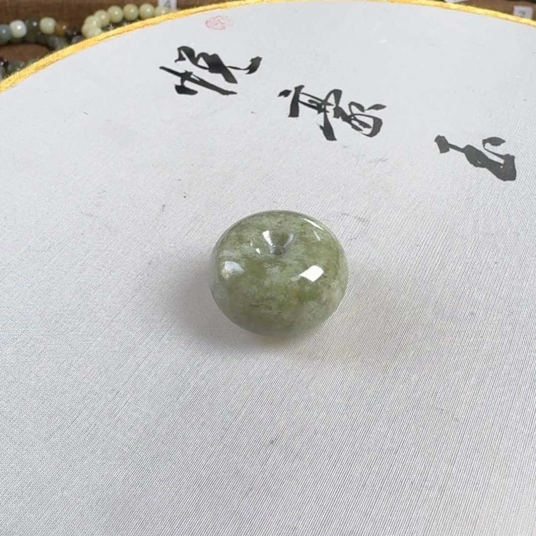 和田玉颈饰未镶嵌大*