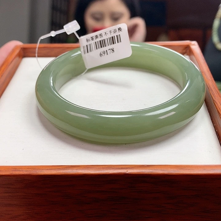 和田玉手镯未镶嵌54-55