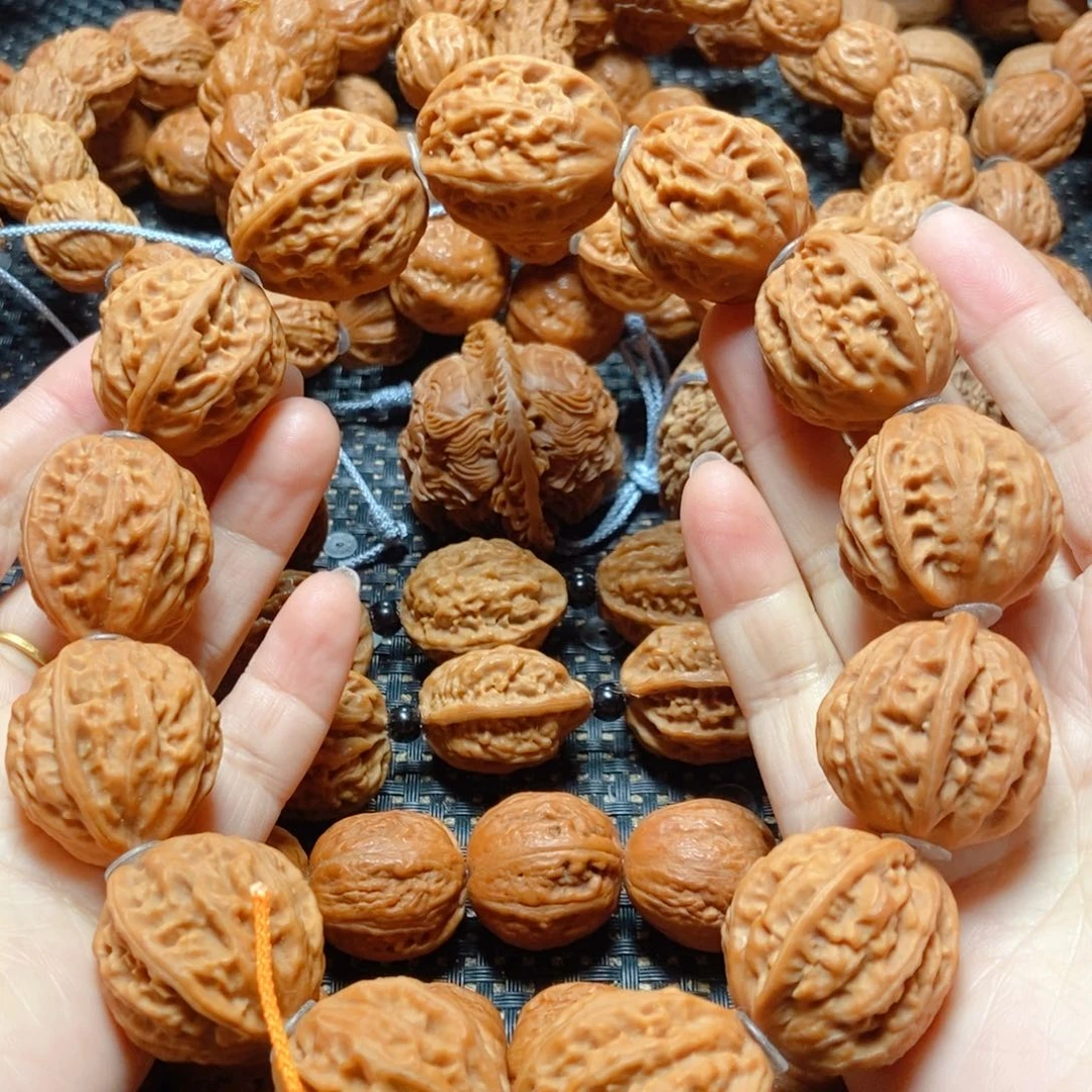 文玩核桃手串珊瑚纹八棱