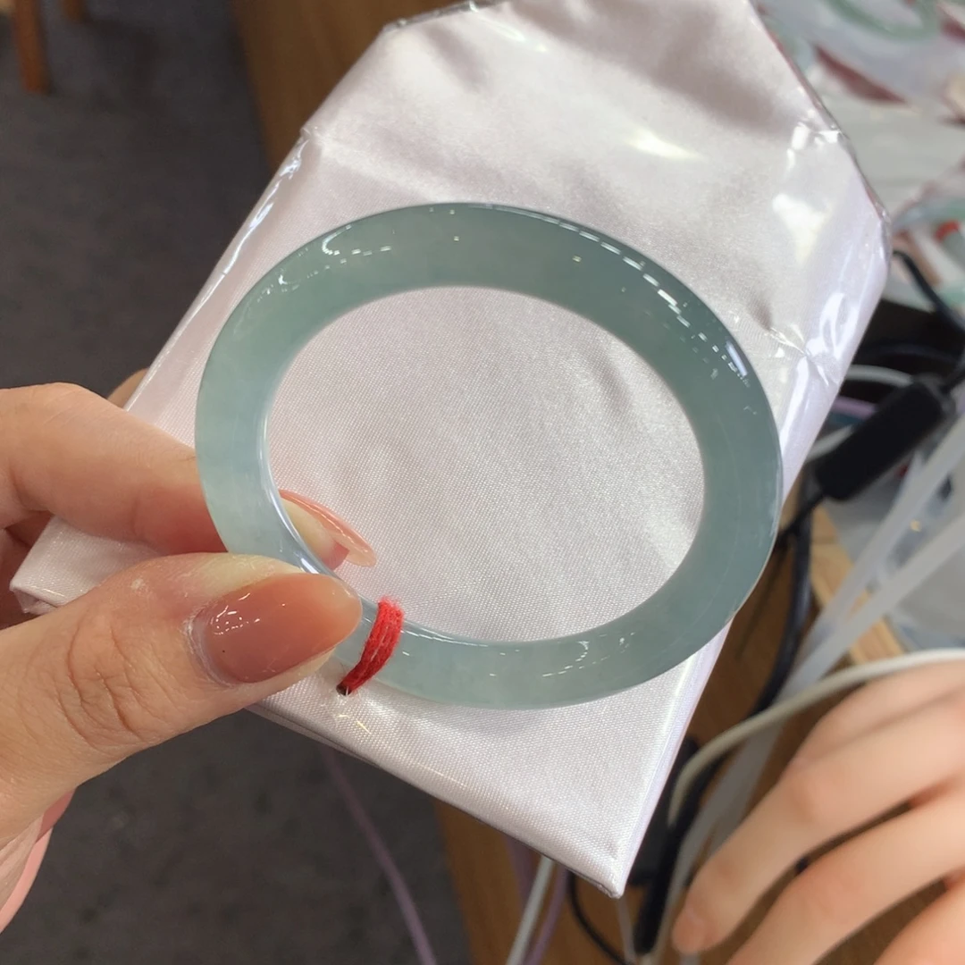 翡翠未镶嵌手镯天然Ａ货翡翠50/51