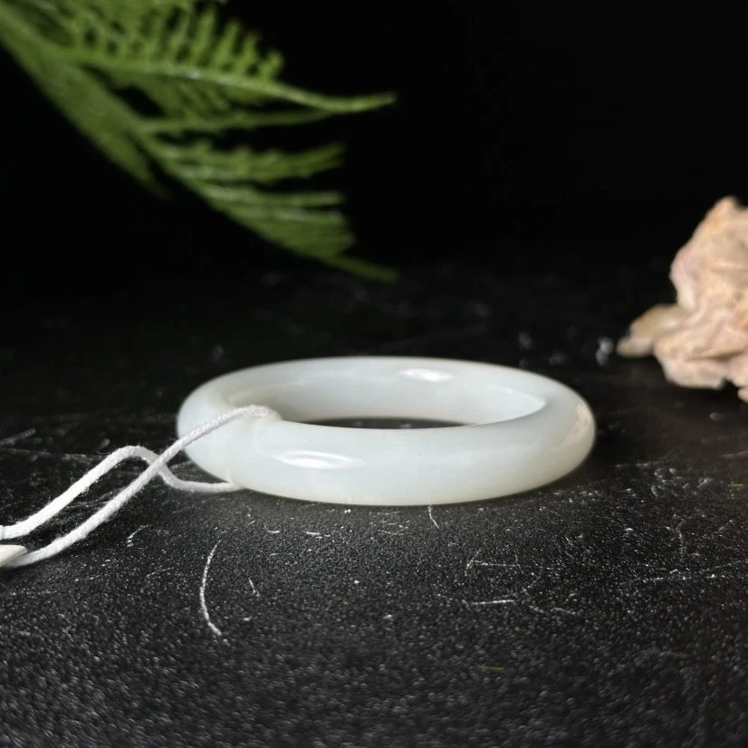 WZ666071 和田玉金山糖圆条镯（53）