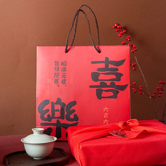 2025新年中式烘焙礼盒蛋黄酥月饼桃花酥茶食糕点九宫格包装手提袋