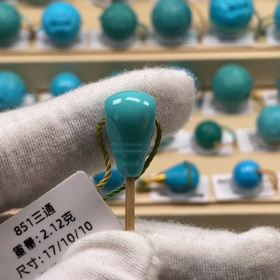 绿松石未镶嵌精品高瓷绿松石哦
