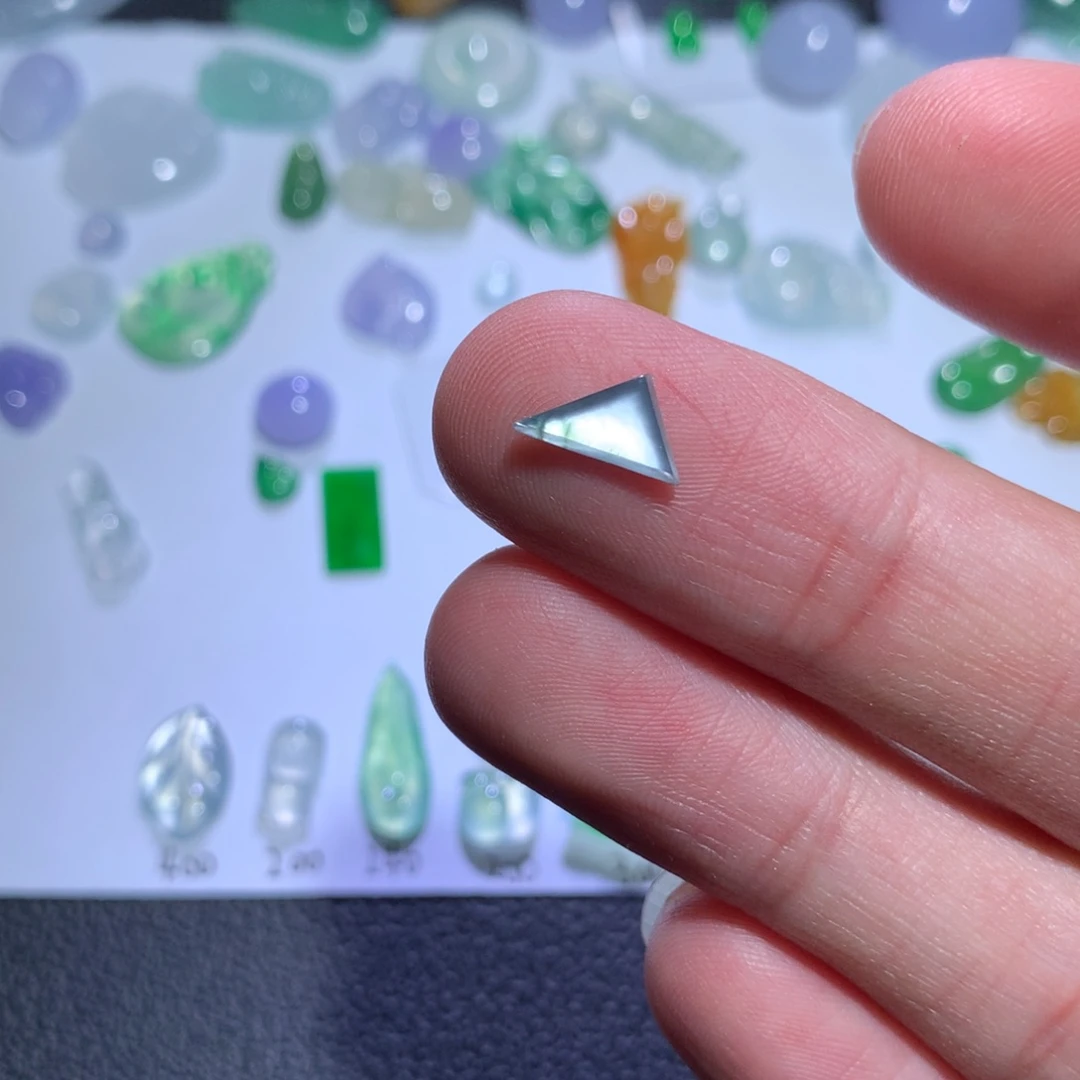 翡翠裸石天然a货翡翠三角