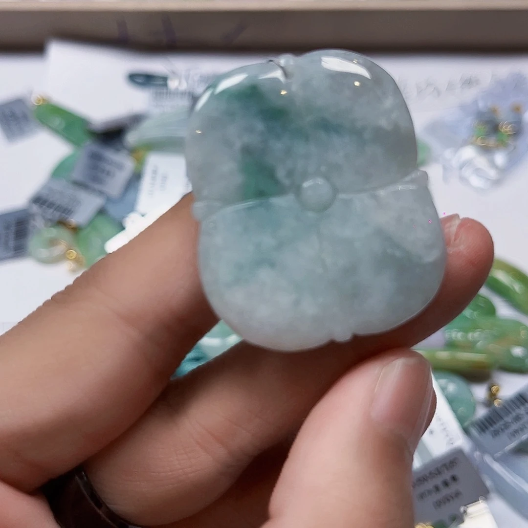 翡翠未镶嵌颈饰缅甸翡翠A货